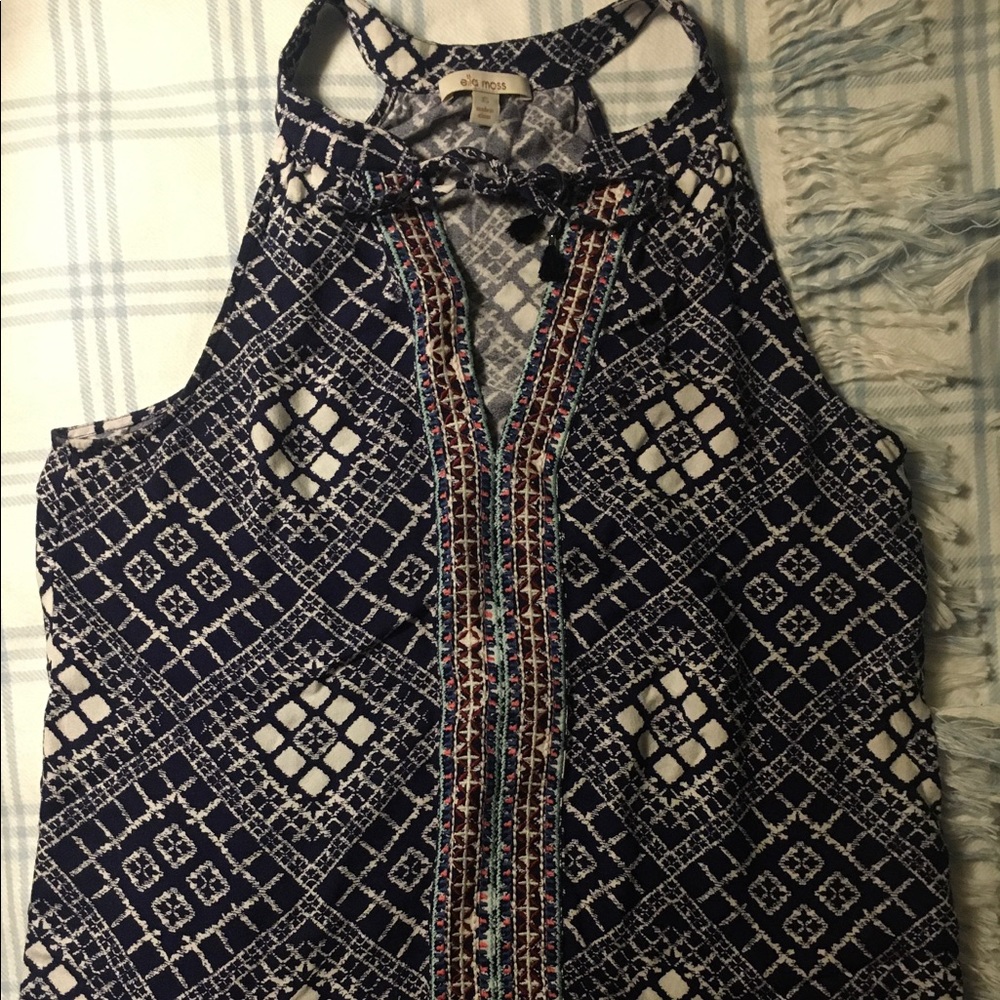 Ella Moss top